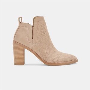 Dolce Vita Women’s Sirano Booties Suede, Size 9
